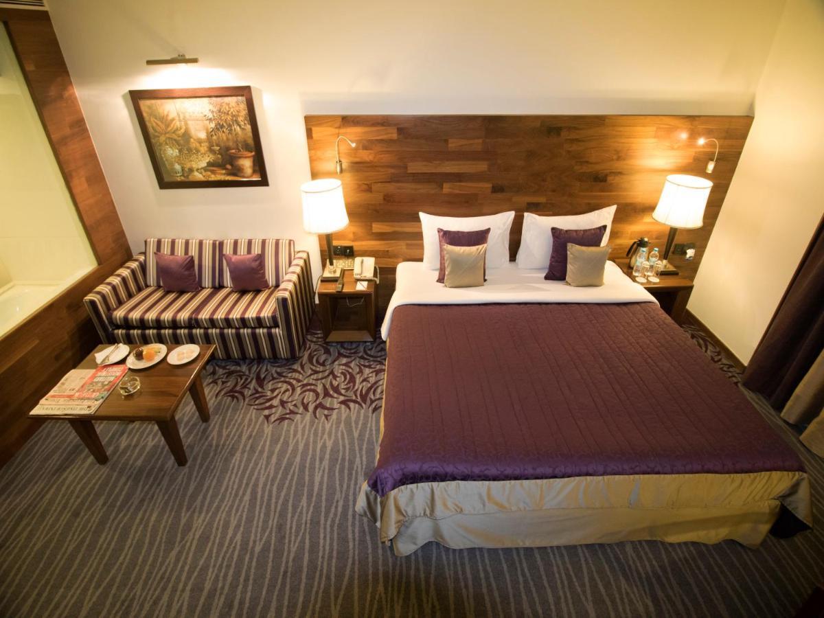 The Orchid Hotel Hinjewadi Pune Bagian luar foto A room at the hotel