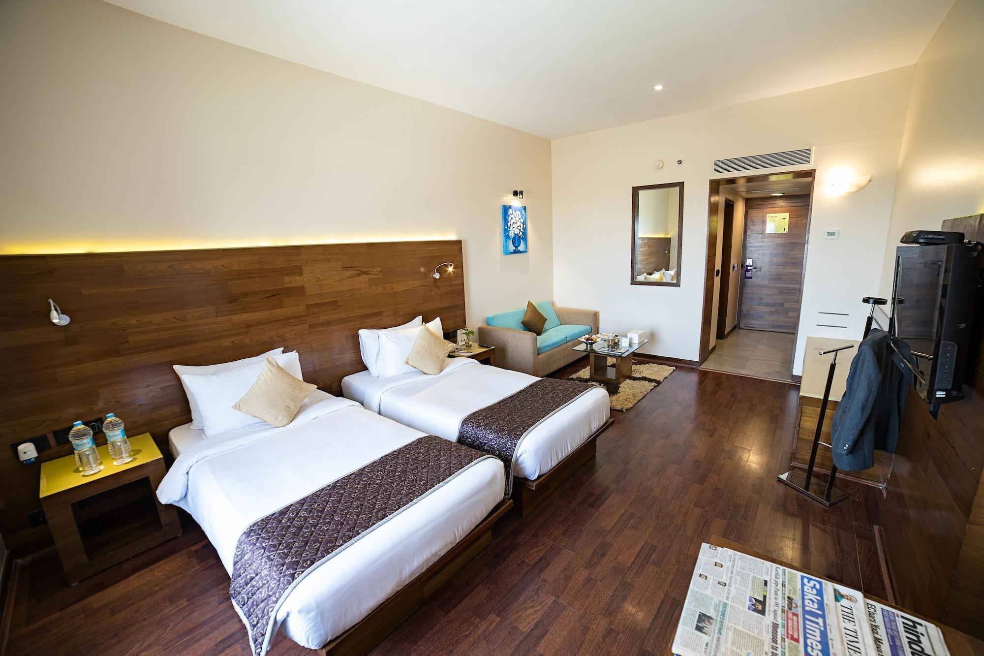 The Orchid Hotel Hinjewadi Pune Bagian luar foto Deluxe Room