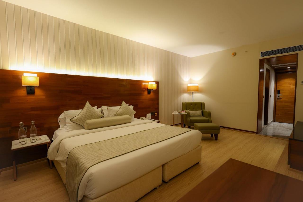 The Orchid Hotel Hinjewadi Pune Bagian luar foto A room at the hotel