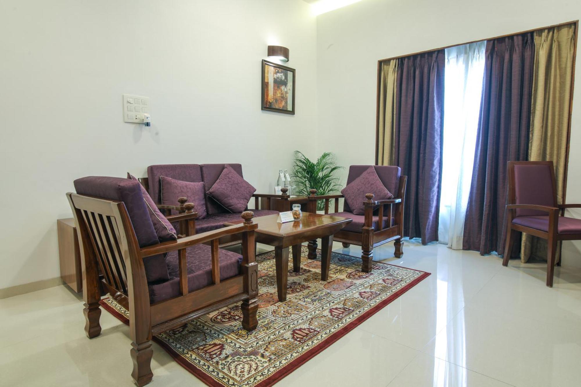 The Orchid Hotel Hinjewadi Pune Bagian luar foto