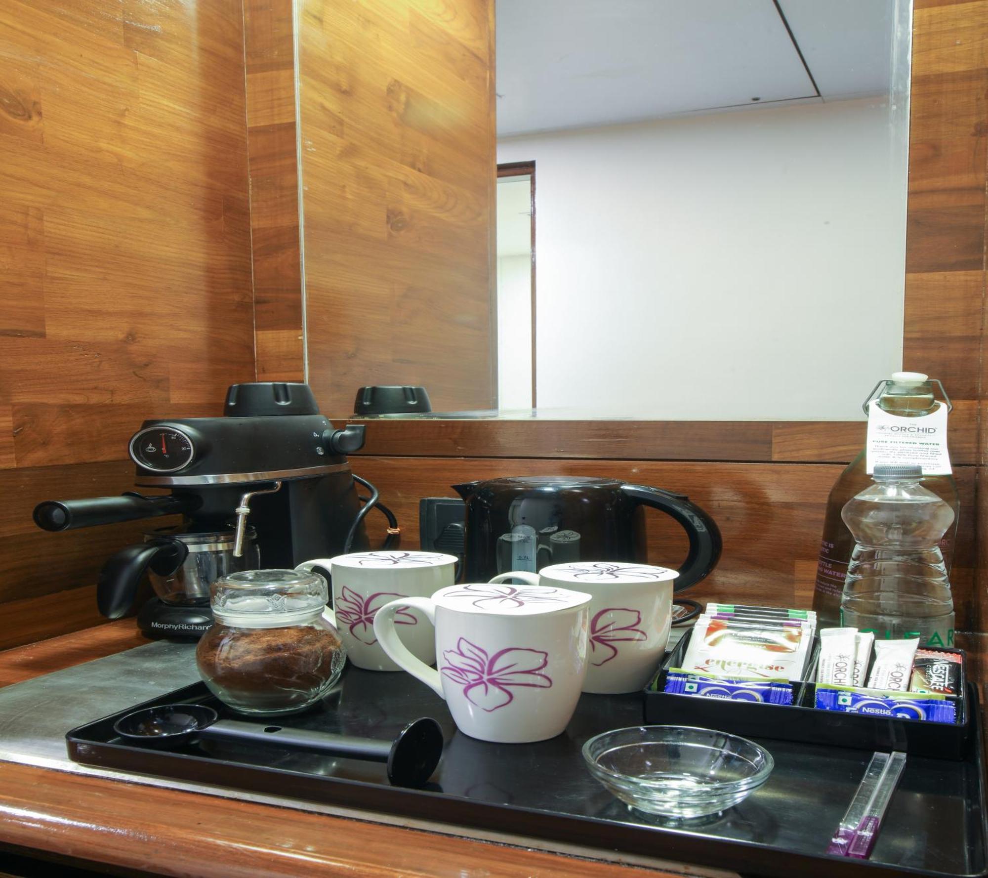 The Orchid Hotel Hinjewadi Pune Bagian luar foto