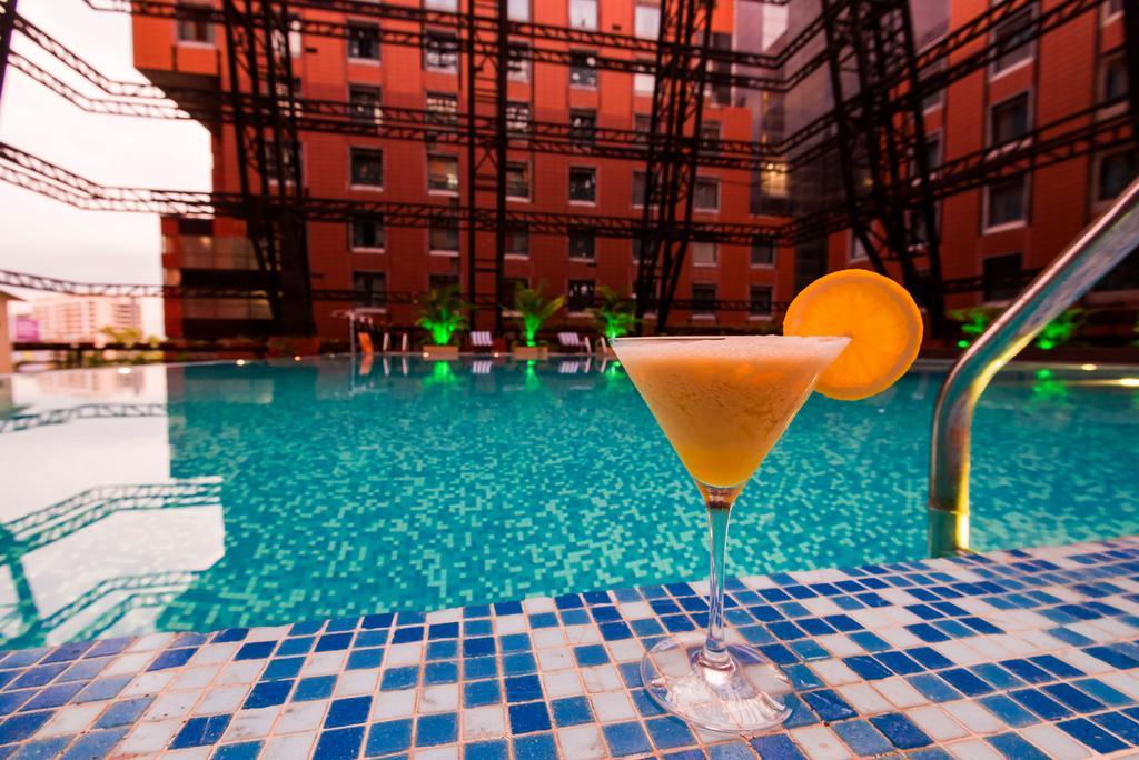 The Orchid Hotel Hinjewadi Pune Bagian luar foto The swimming pool at the hotel